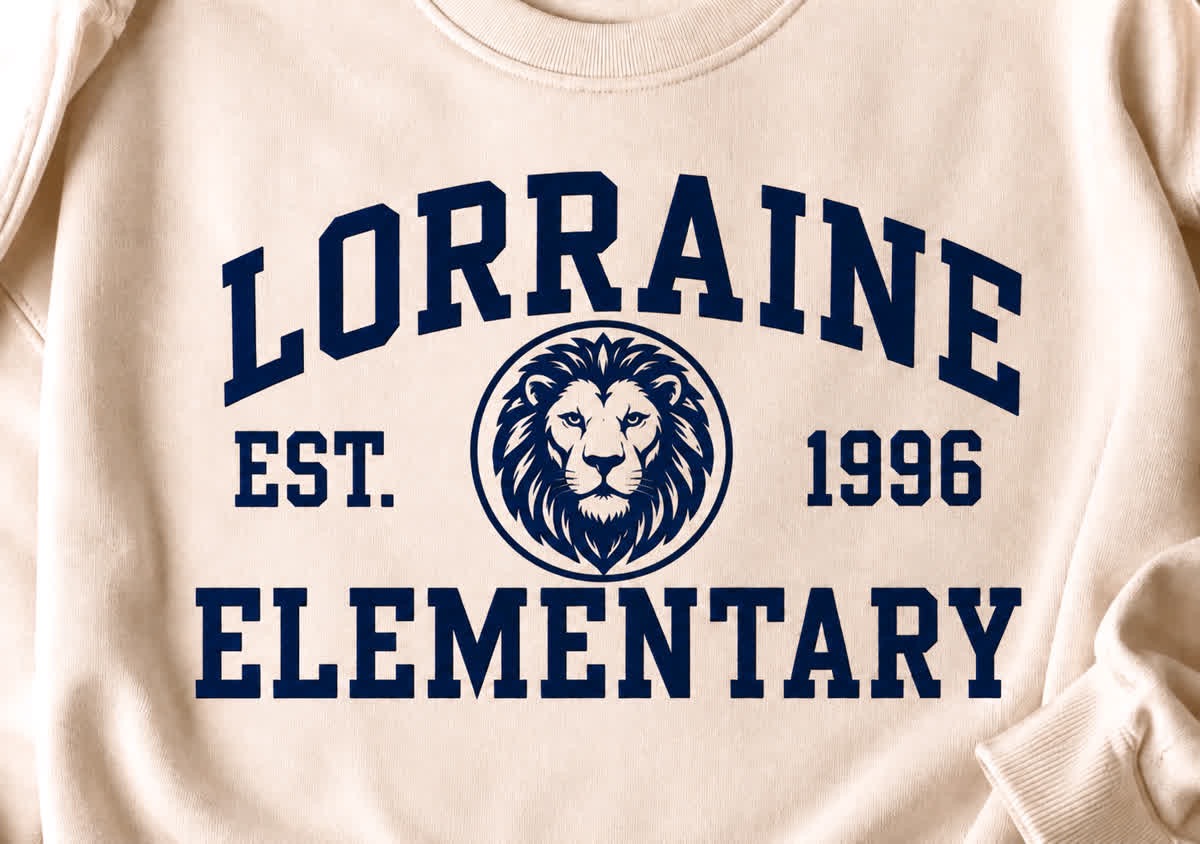 Lion Crest Crewneck — Cream